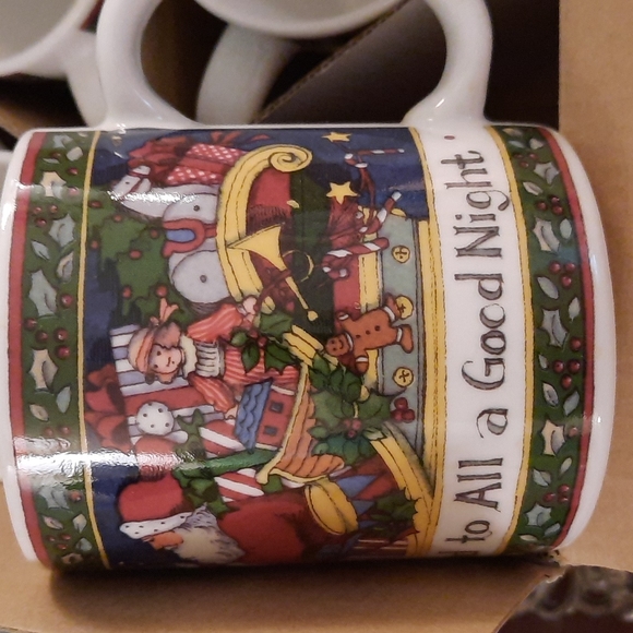Brand NWT set of 4 "The Christmas Story" mugs illustration by Susan Winget - Picture 5 of 8